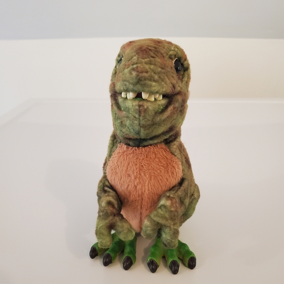 Playskool Kota & Pals KP Hatchlings Animatronic T. Rex - Picture 4 of 7